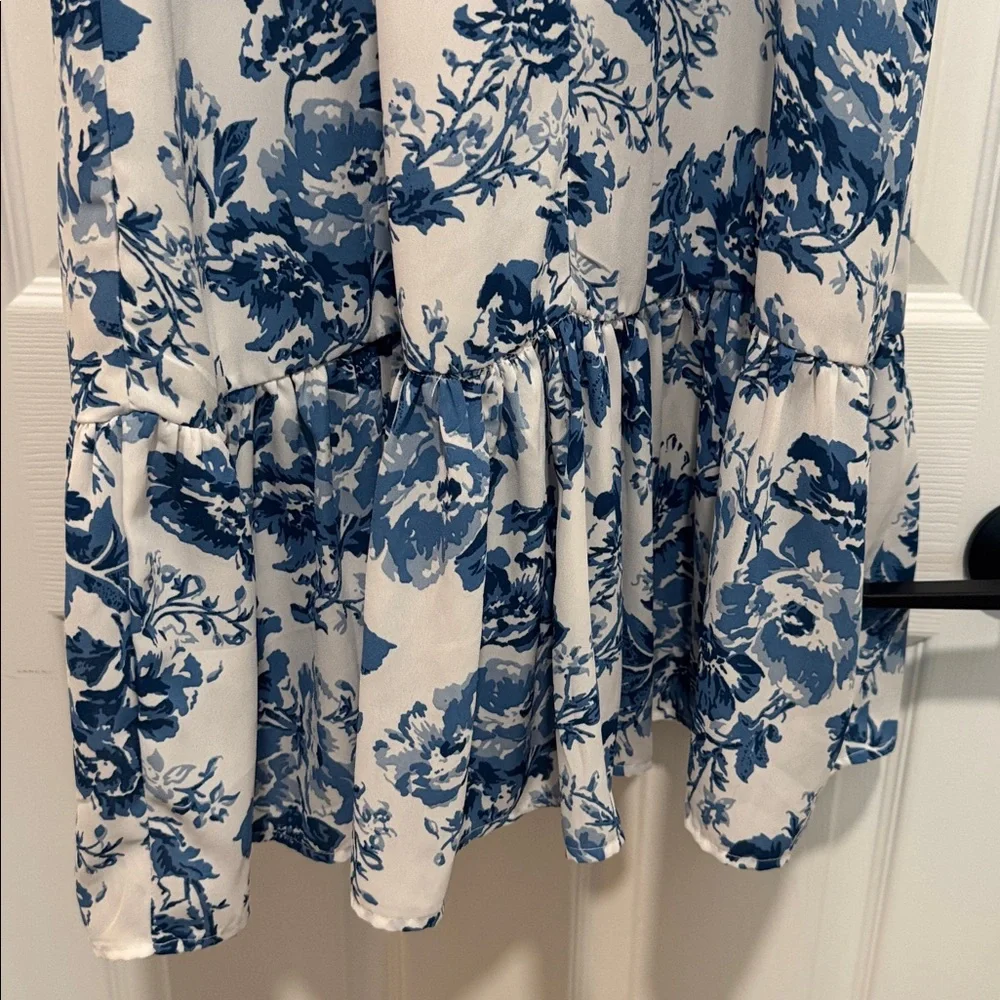Blue Floral Tie-Strap Midi Dress - White & Blue o.p.t. Sz M - Picture 6 of 12